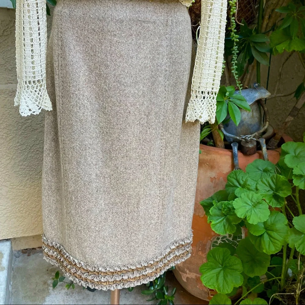New multicolored SoCa St. John wool skirt